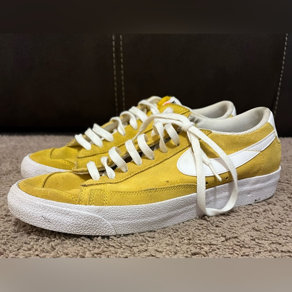 Nike Blazer Low '77 Vintage Suede Speed Yellow White DA7254-700 Men’s Size 9.5